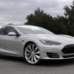 Un Tesla Model S ha protagonizado el primer accidente con el modo autónomo activado