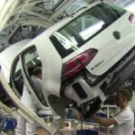 Volkswagen detiene la producción del Golf