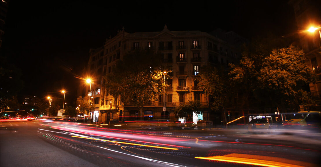 Aprovechamos el cambio de hora para dar algunos consejos para conducir de noche