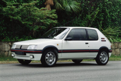 PEUGEOT205Gti