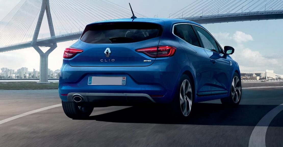 Nuevo Renault Clio azul 2024