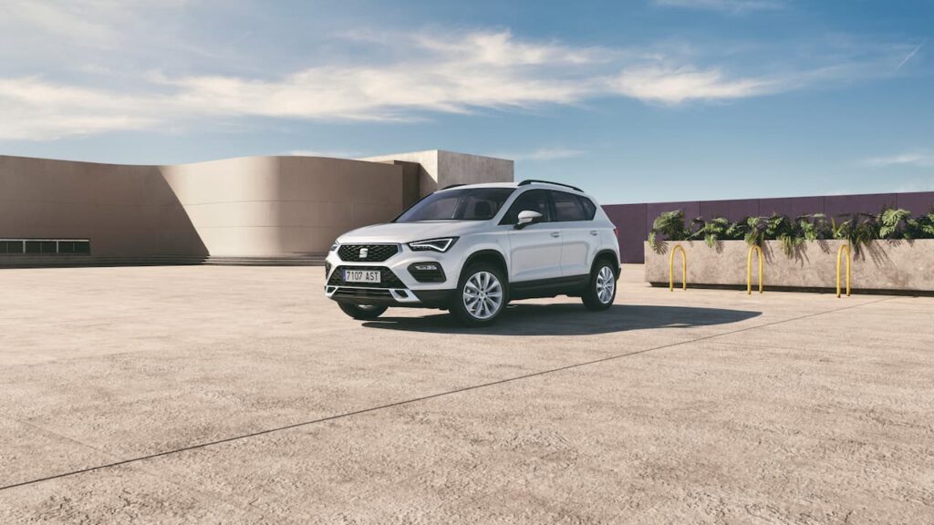 SEAT Ateca SUV compacto de color blanco