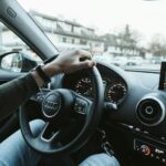 Detalle del volante de un Audi